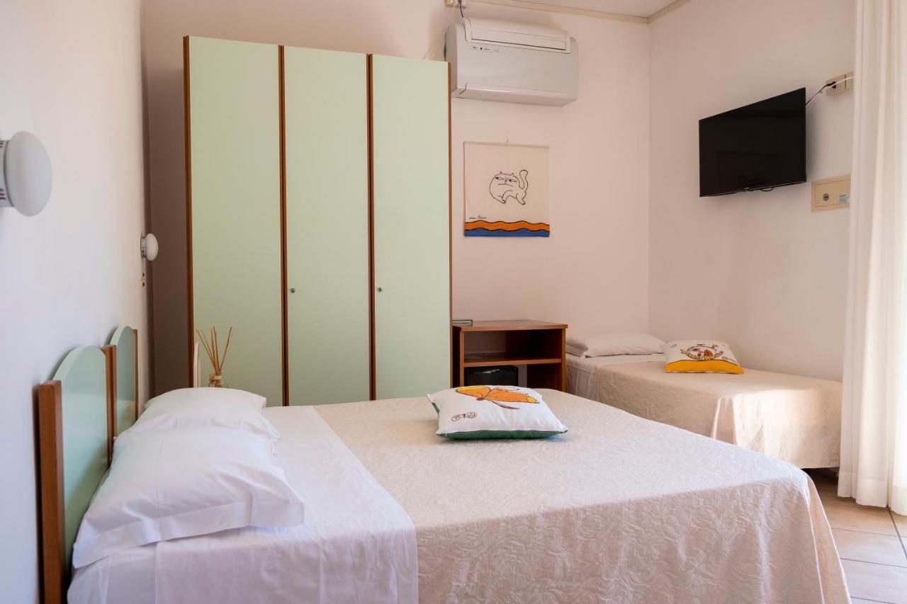 Hotel Orsa Maggiore Milano Marittima Exterior photo
