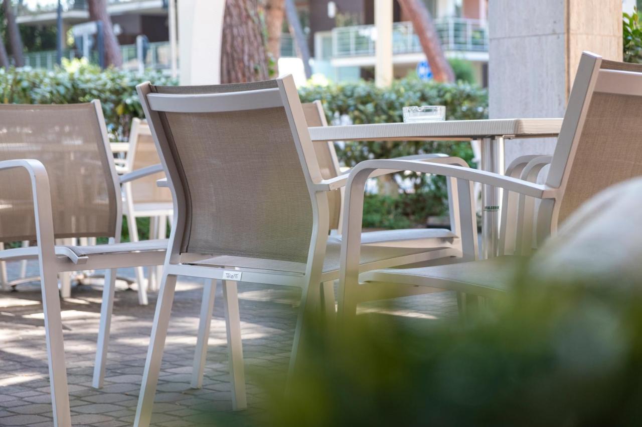 Hotel Orsa Maggiore Milano Marittima Exterior photo